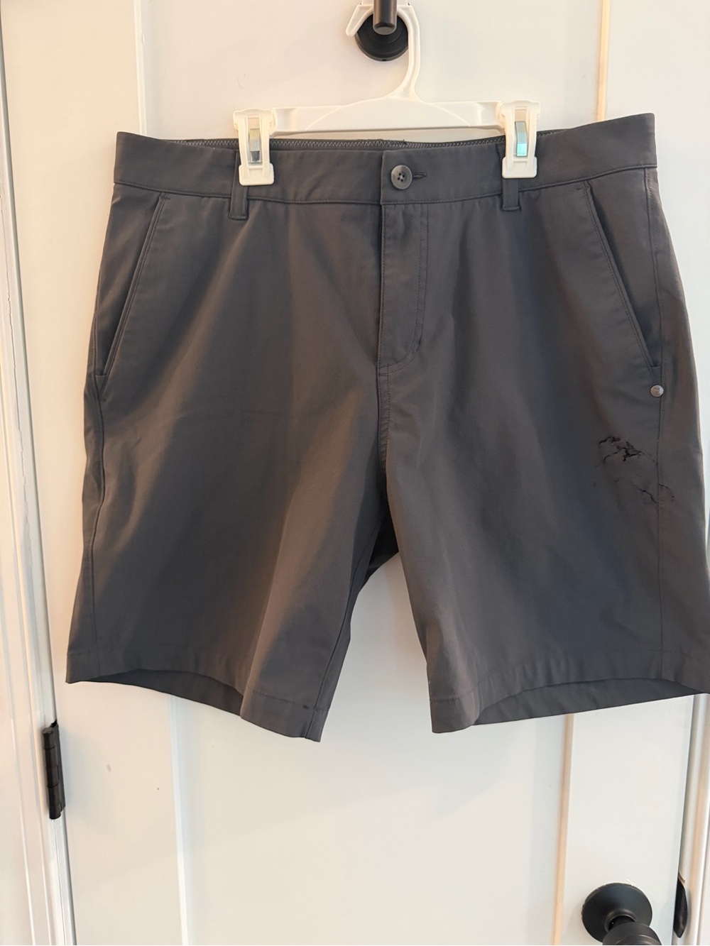 Vuori Meta Men's Charcoal Performance Shorts *Damaged*